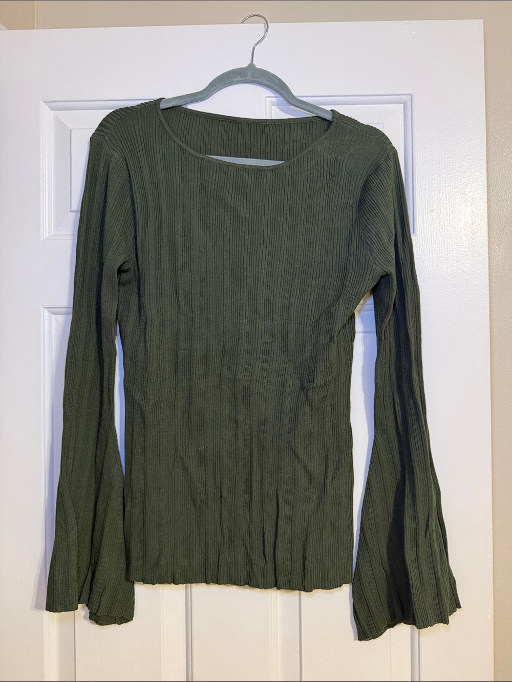 Women’s Ribbed Long-Sleeve Top - Olive Green